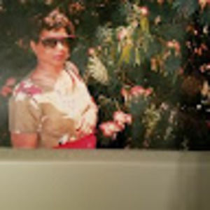 Meet your Posher, Viola